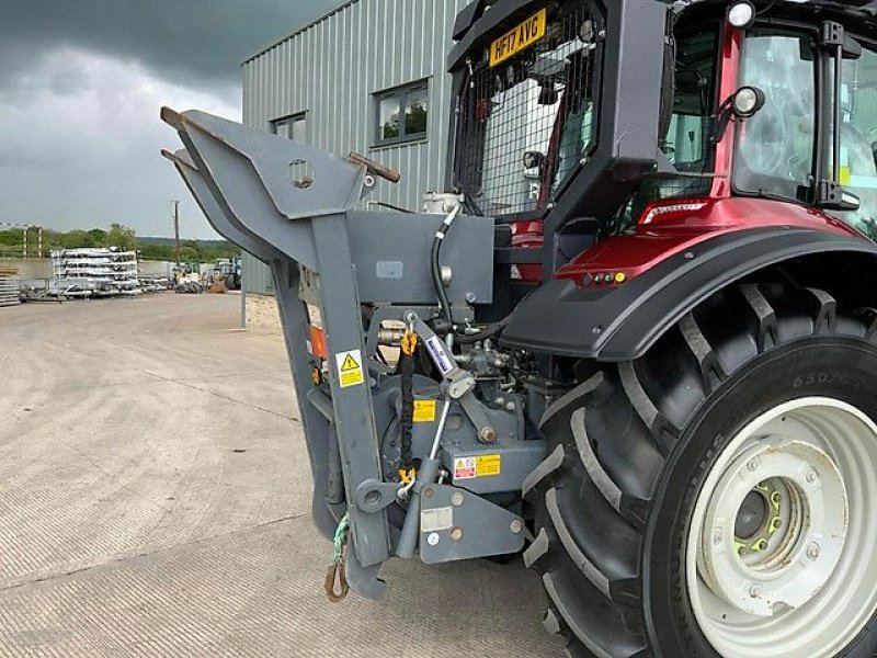 Traktor van het type Valtra T154, Gebrauchtmaschine in Kaunas (Foto 10)