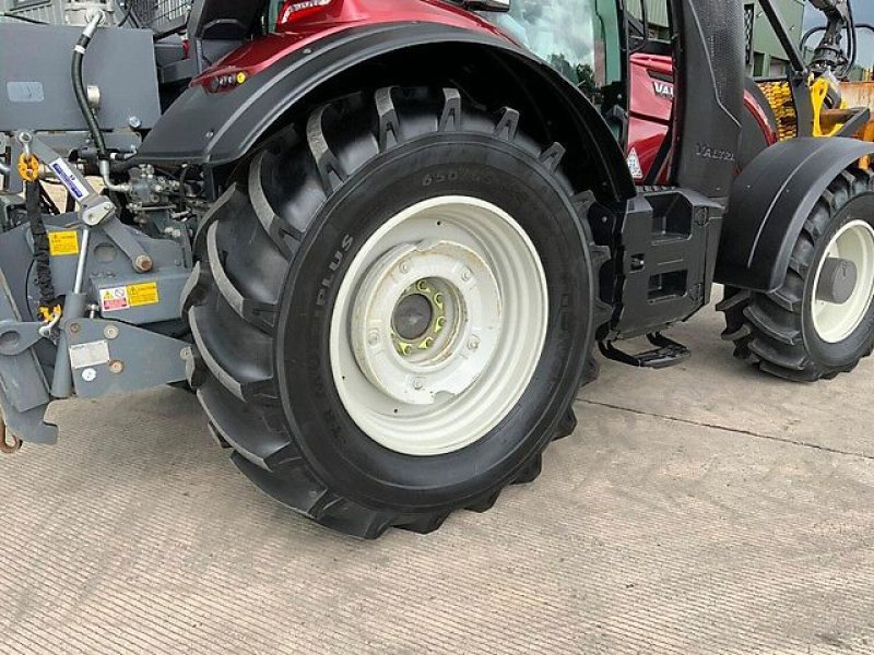 Traktor tip Valtra T154, Gebrauchtmaschine in Kaunas (Poză 3)