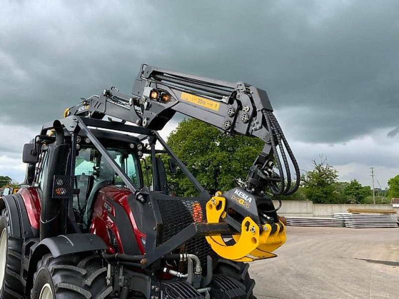 Traktor Türe ait Valtra T154, Gebrauchtmaschine içinde Kaunas (resim 9)