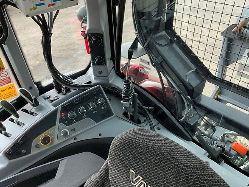 Traktor del tipo Valtra T154, Gebrauchtmaschine en Kaunas (Imagen 27)