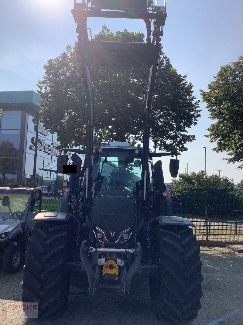 Traktor van het type Valtra T155 ED, Gebrauchtmaschine in Bockel - Gyhum (Foto 5)