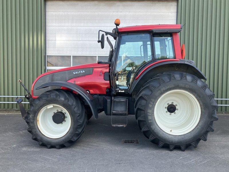 Traktor tip Valtra T161, Gebrauchtmaschine in Middelfart (Poză 1)