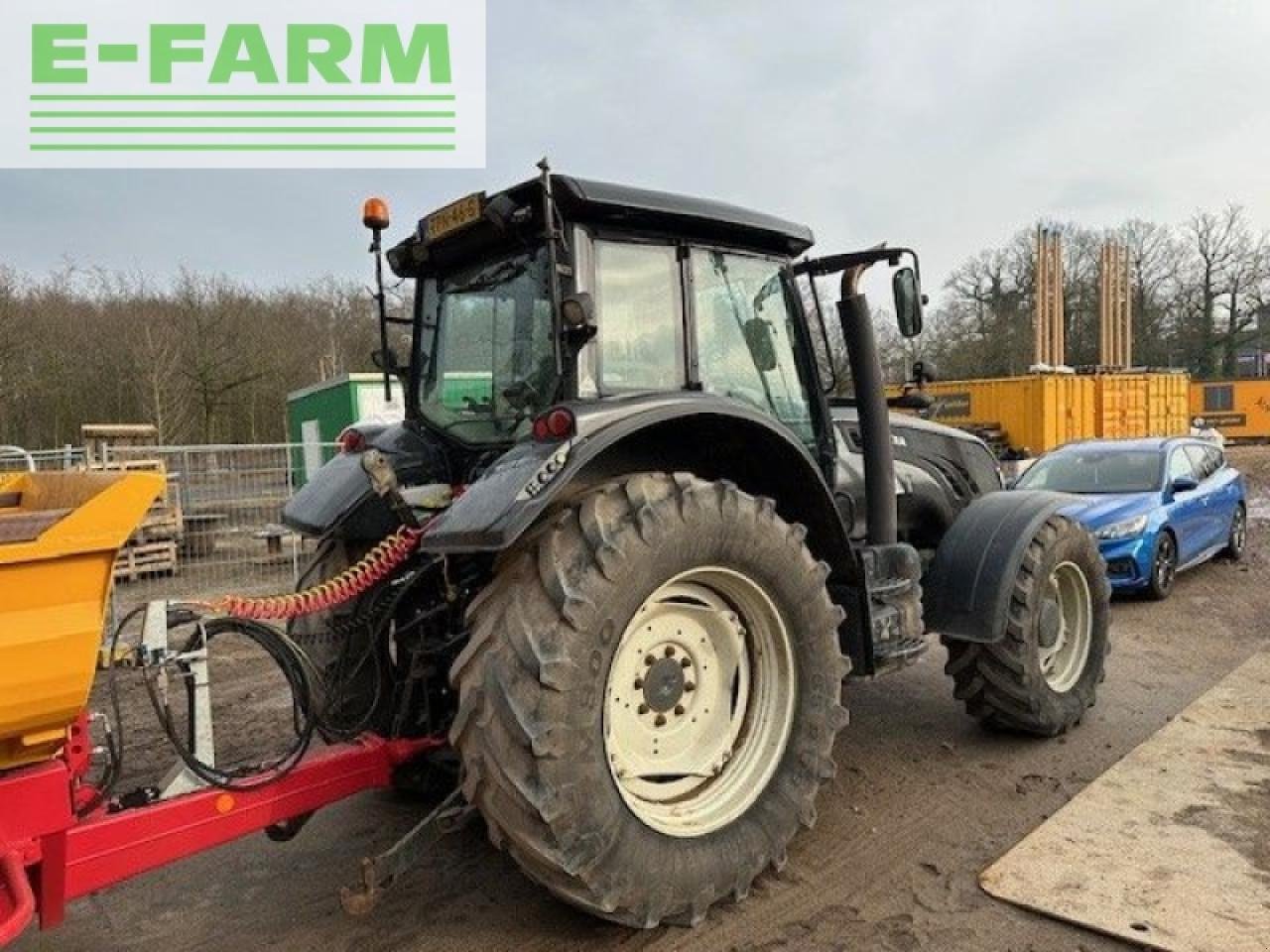 Traktor van het type Valtra t162 direct - 2015, Gebrauchtmaschine in gg VEGHEL (Foto 16)