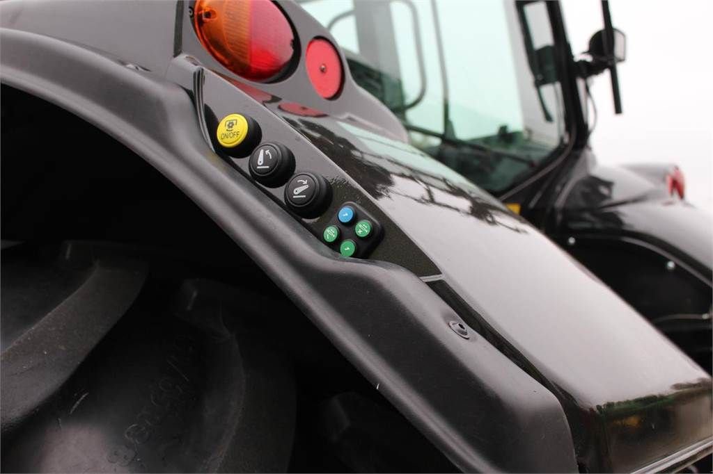 Traktor of the type Valtra T162 Direct, Gebrauchtmaschine in Bant (Picture 9)