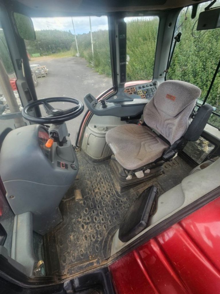 Traktor van het type Valtra T162V, Gebrauchtmaschine in FLERS (Foto 9)