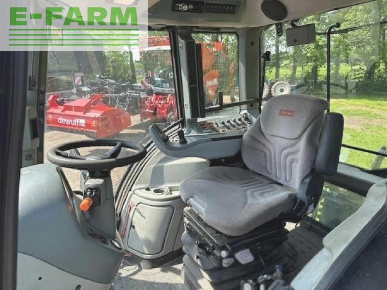 Traktor typu Valtra t163 direct - 2015, Gebrauchtmaschine w gg VEGHEL (Zdjęcie 3)