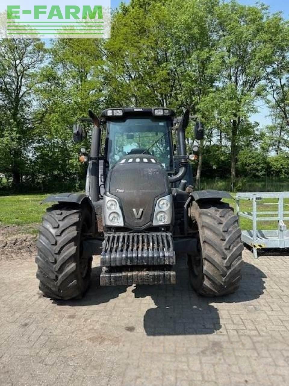 Traktor van het type Valtra t163 direct - 2015, Gebrauchtmaschine in gg VEGHEL (Foto 15)