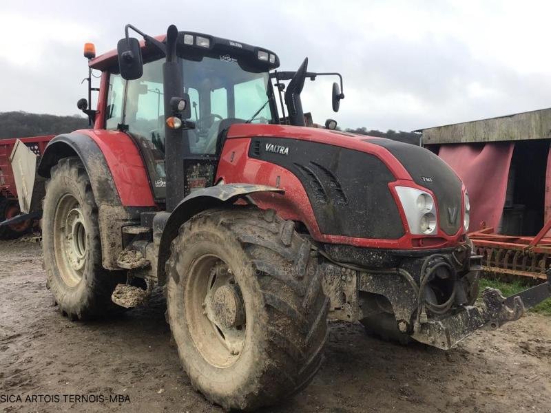 Traktor del tipo Valtra T163, Gebrauchtmaschine In HERLIN LE SEC