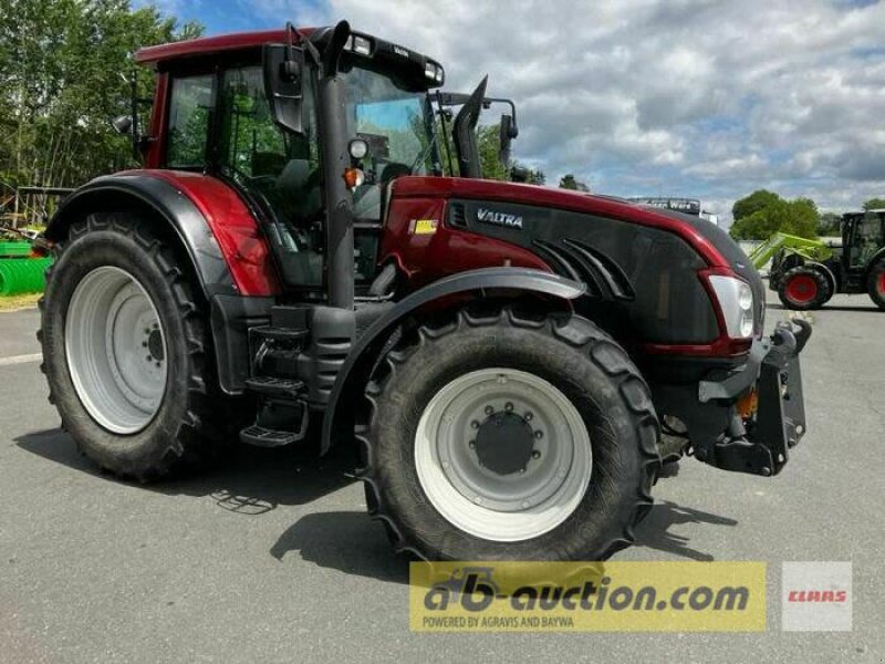 Traktor типа Valtra T163D AB-AUCTION, Gebrauchtmaschine в Schwend (Фотография 21)