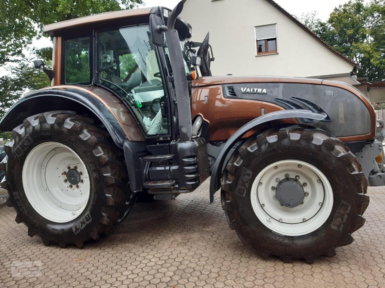 Traktor des Typs Valtra T163eD, Gebrauchtmaschine in Fürth / Burgfarrnbach (Bild 2)