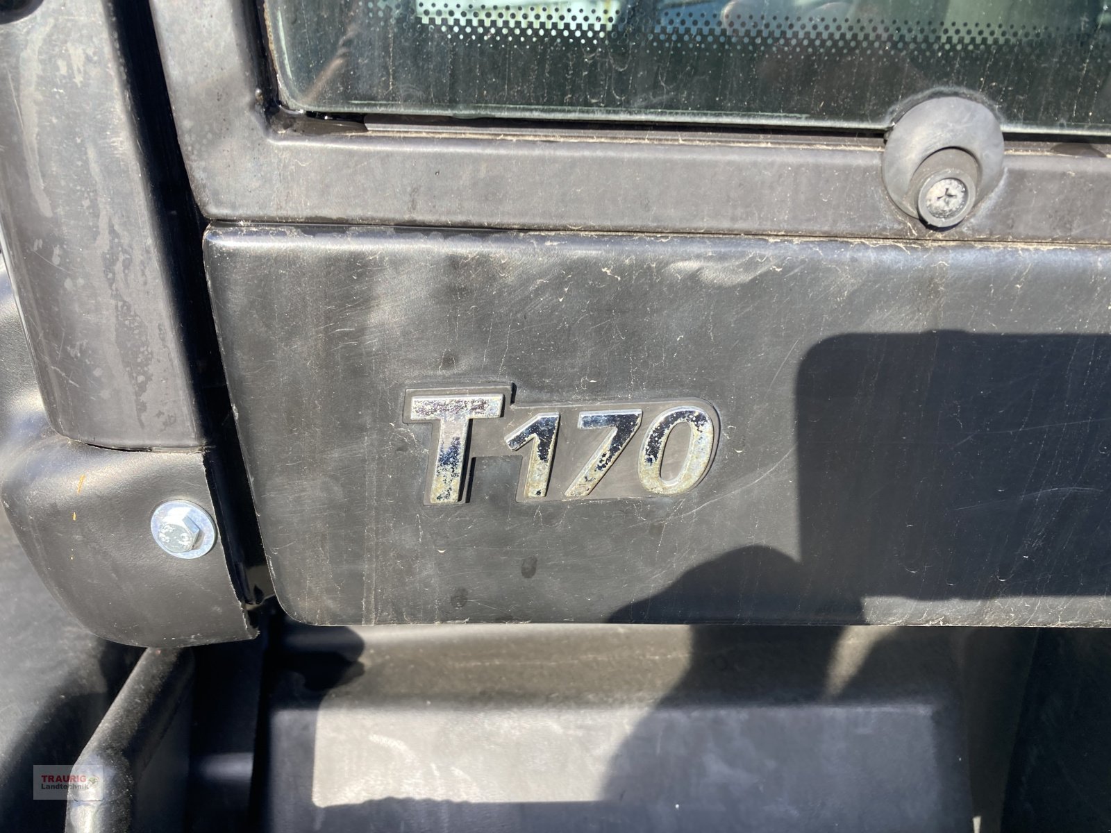 Traktor del tipo Valtra T170, Gebrauchtmaschine In Mainburg/Wambach (Immagine 9)