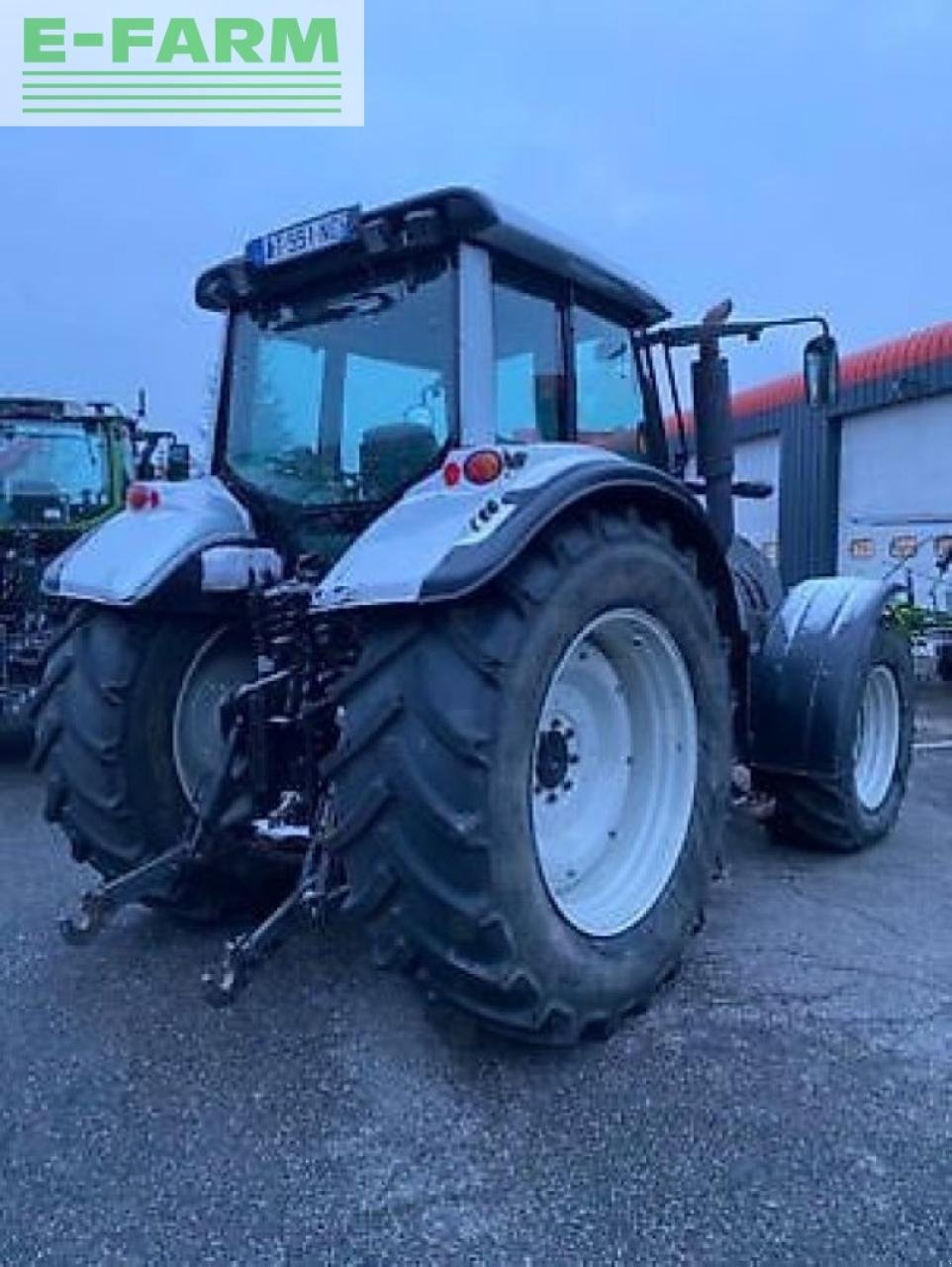 Traktor van het type Valtra t172 hitech, Gebrauchtmaschine in MARLENHEIM (Foto 5)