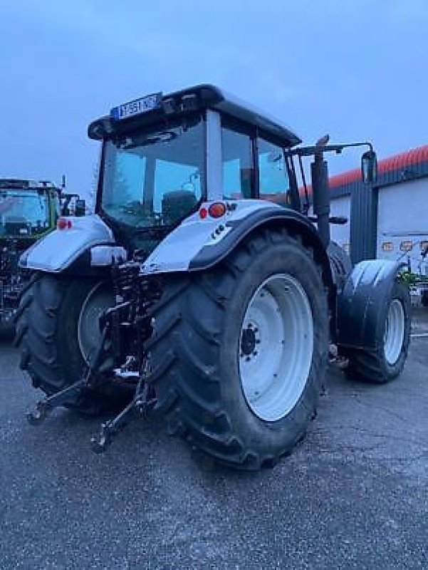 Traktor of the type Valtra T172 HITECH, Gebrauchtmaschine in Sainte-Croix-en-Plaine (Picture 5)