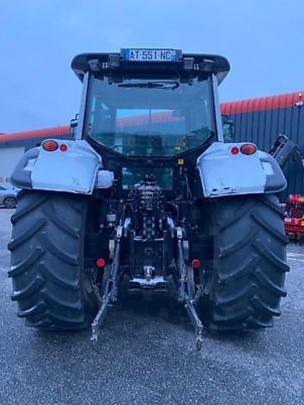 Traktor of the type Valtra T172, Gebrauchtmaschine in Marlenheim (Picture 7)