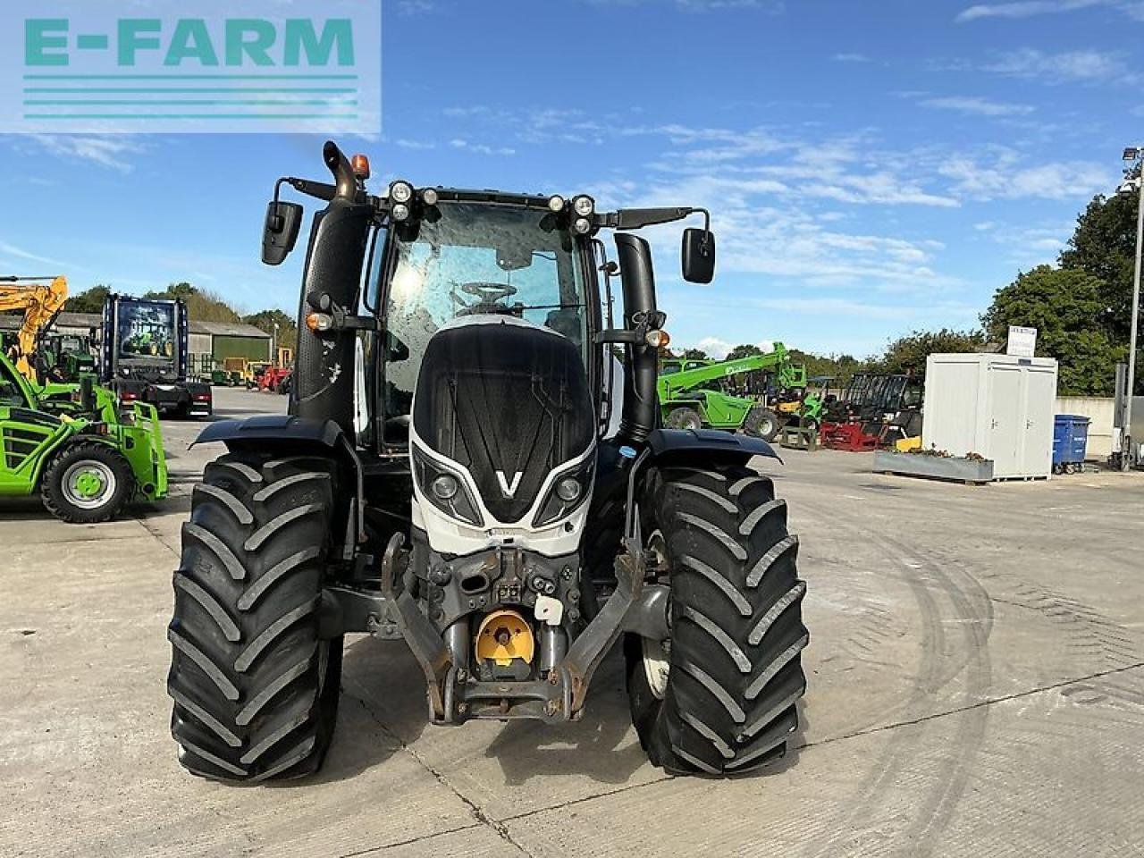 Traktor du type Valtra t174 active tractor (st20875), Gebrauchtmaschine en SHAFTESBURY (Photo 3)