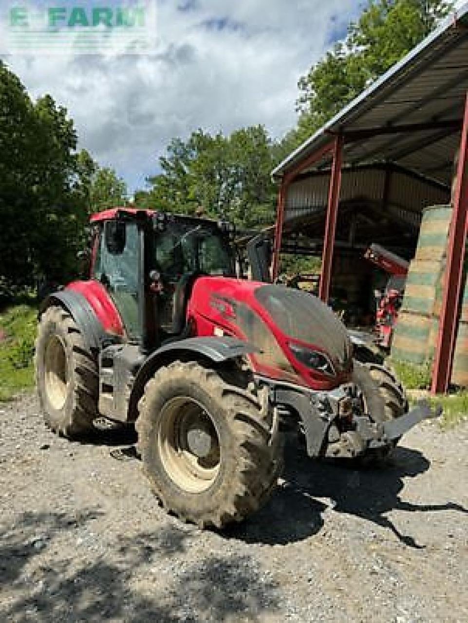 Traktor del tipo Valtra t174 active, Gebrauchtmaschine en MONFERRAN (Imagen 1)