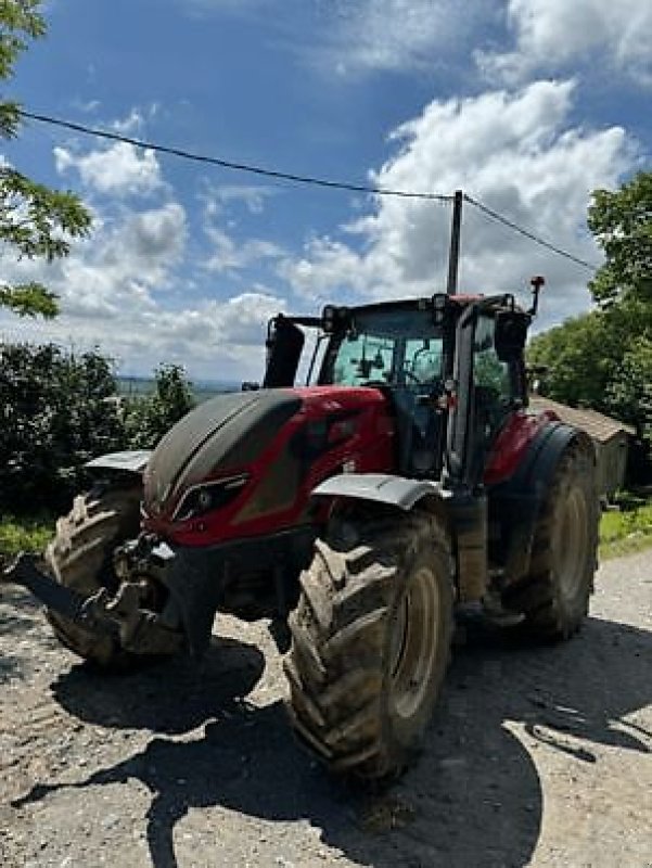 Traktor des Typs Valtra T174 ACTIVE, Gebrauchtmaschine in Revel (Bild 2)