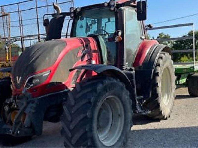 Traktor des Typs Valtra T174 ACTIVE, Gebrauchtmaschine in Revel