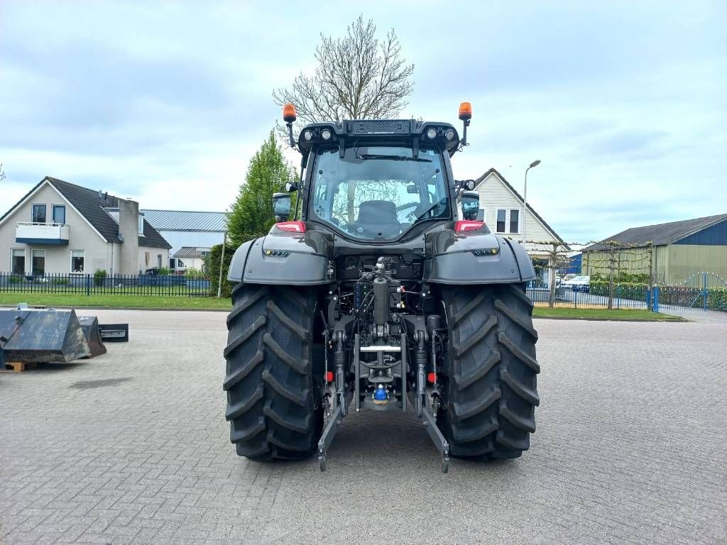 Traktor типа Valtra T174 Direct Smart Touch, 2021, 365 uur!, Gebrauchtmaschine в Marknesse (Фотография 9)
