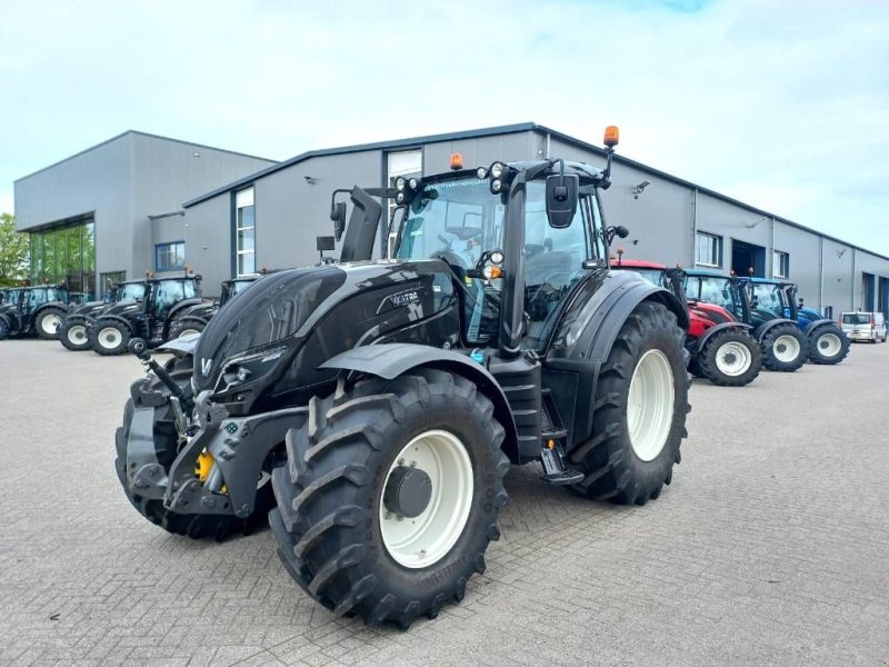 Traktor a típus Valtra T174 Direct Smart Touch, 2021, 450 hours!, Gebrauchtmaschine ekkor: Marknesse (Kép 1)