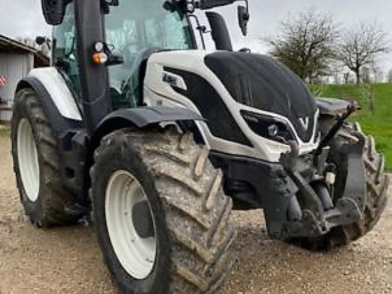 Traktor del tipo Valtra T174 DIRECT, Gebrauchtmaschine en Muespach (Imagen 1)