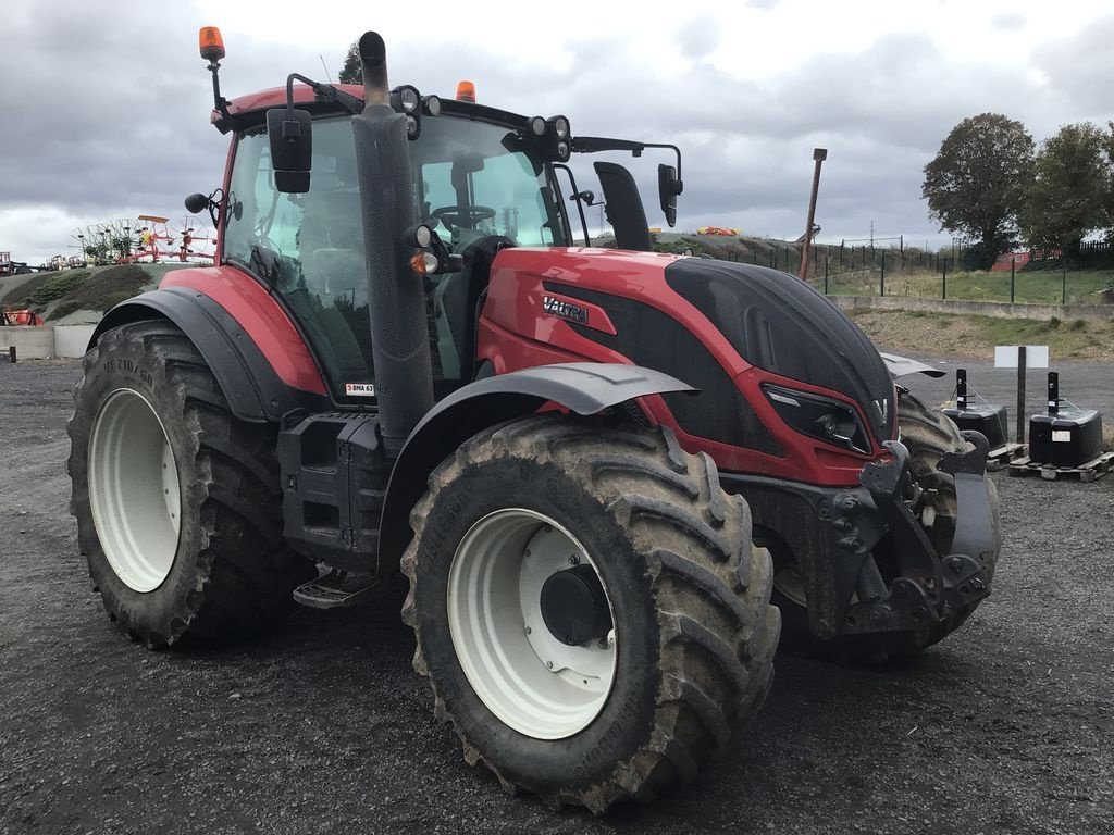 Traktor typu Valtra T174 V, Gebrauchtmaschine v JOZE (Obrázek 1)