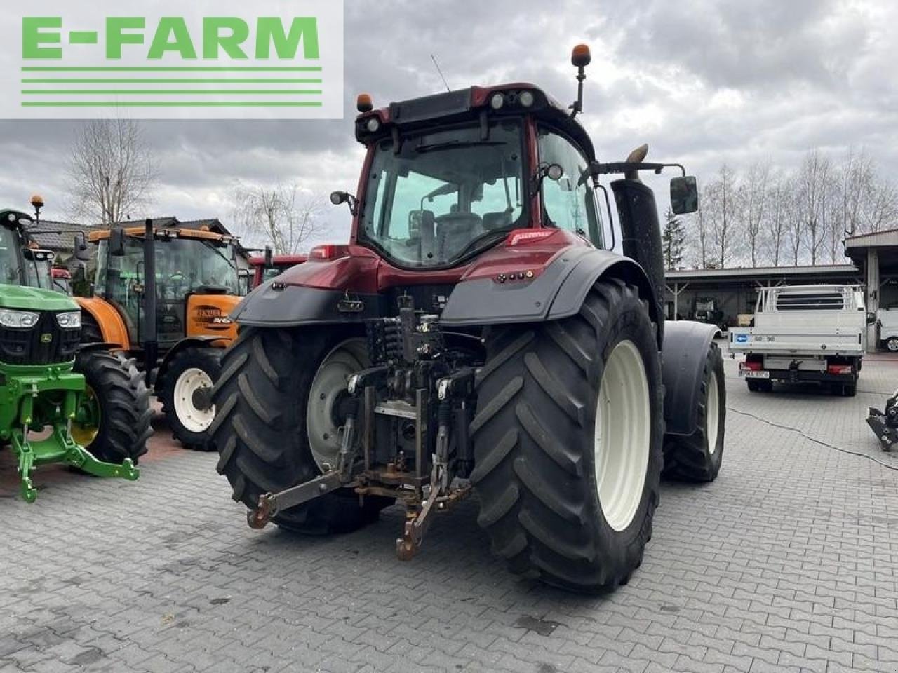 Traktor van het type Valtra t174 versu - pneumatyka - air brakes, Gebrauchtmaschine in DAMAS?AWEK (Foto 7)