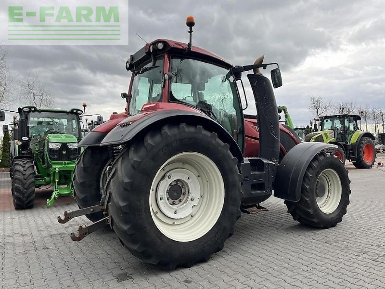 Traktor typu Valtra t174 versu - pneumatyka - air brakes, Gebrauchtmaschine w DAMAS?AWEK (Zdjęcie 5)