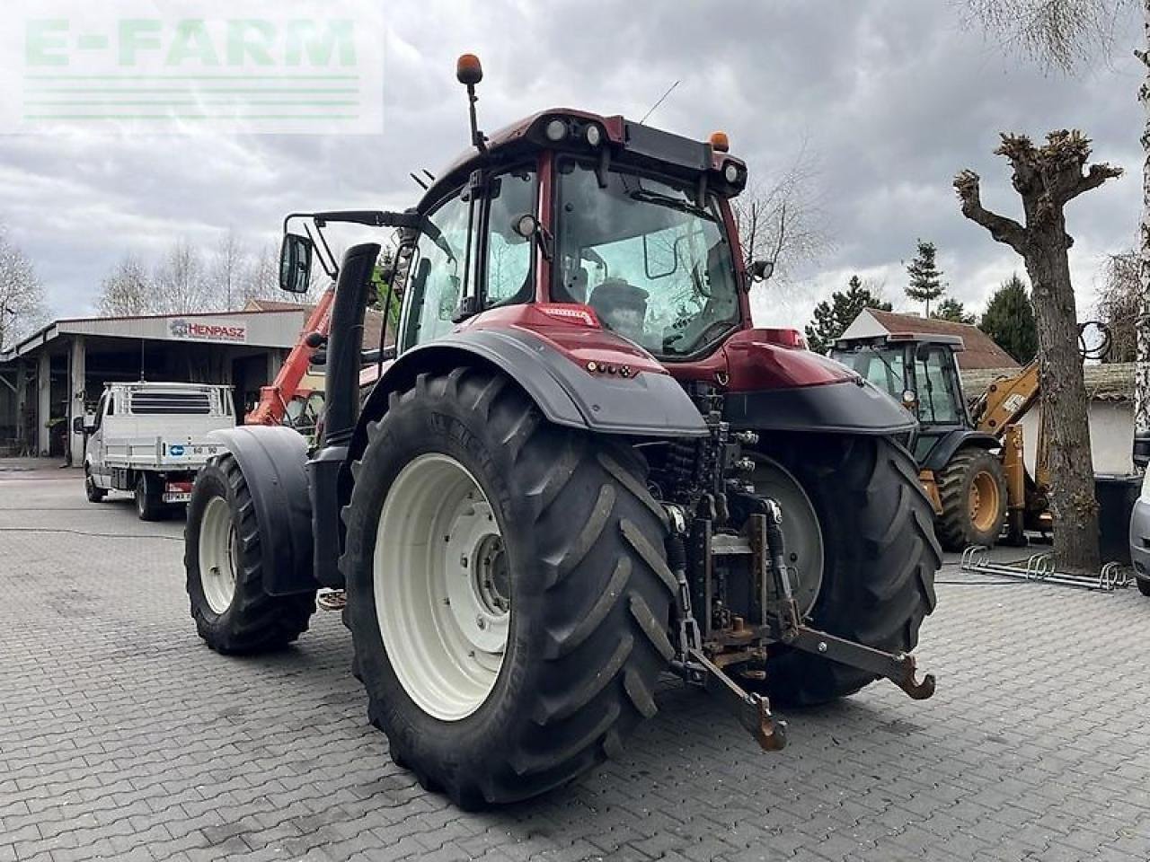 Traktor typu Valtra t174 versu - pneumatyka - air brakes, Gebrauchtmaschine w DAMAS?AWEK (Zdjęcie 8)