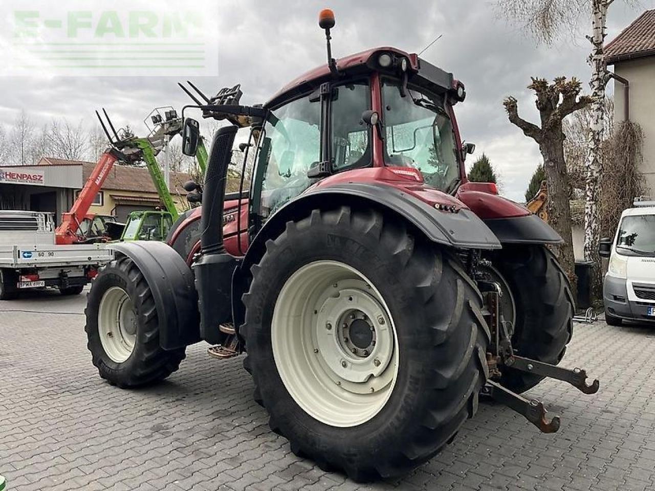 Traktor typu Valtra t174 versu - pneumatyka - air brakes, Gebrauchtmaschine w DAMAS?AWEK (Zdjęcie 9)