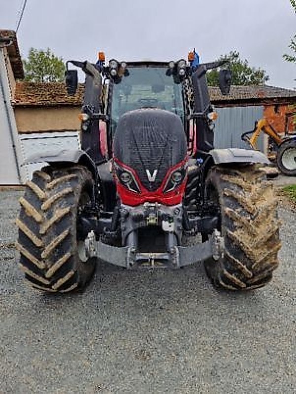 Traktor del tipo Valtra T174 VERSU, Gebrauchtmaschine en PEYROLE (Imagen 5)