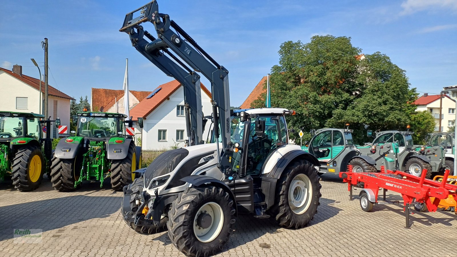 Traktor del tipo Valtra T174, Gebrauchtmaschine en Wolnzach (Imagen 12)