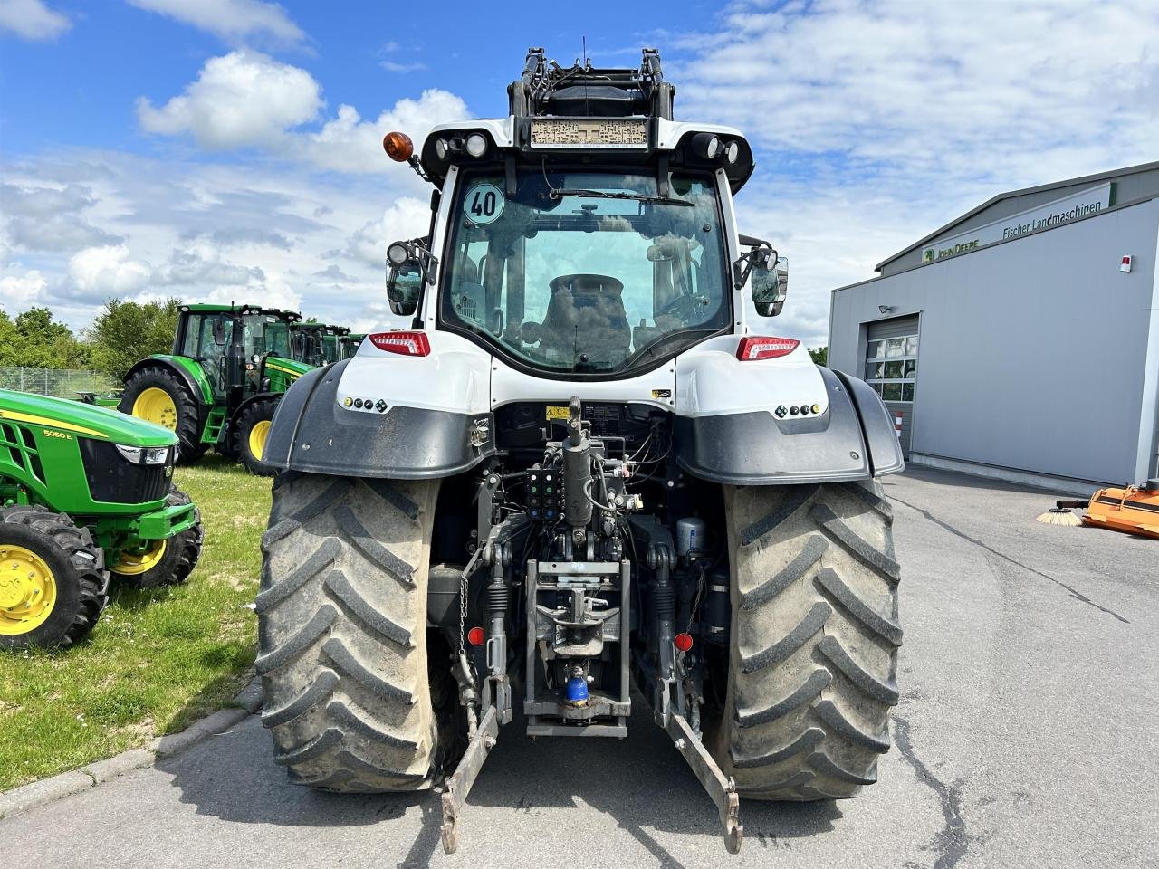 Traktor van het type Valtra T174, Gebrauchtmaschine in Niederkirchen (Foto 6)