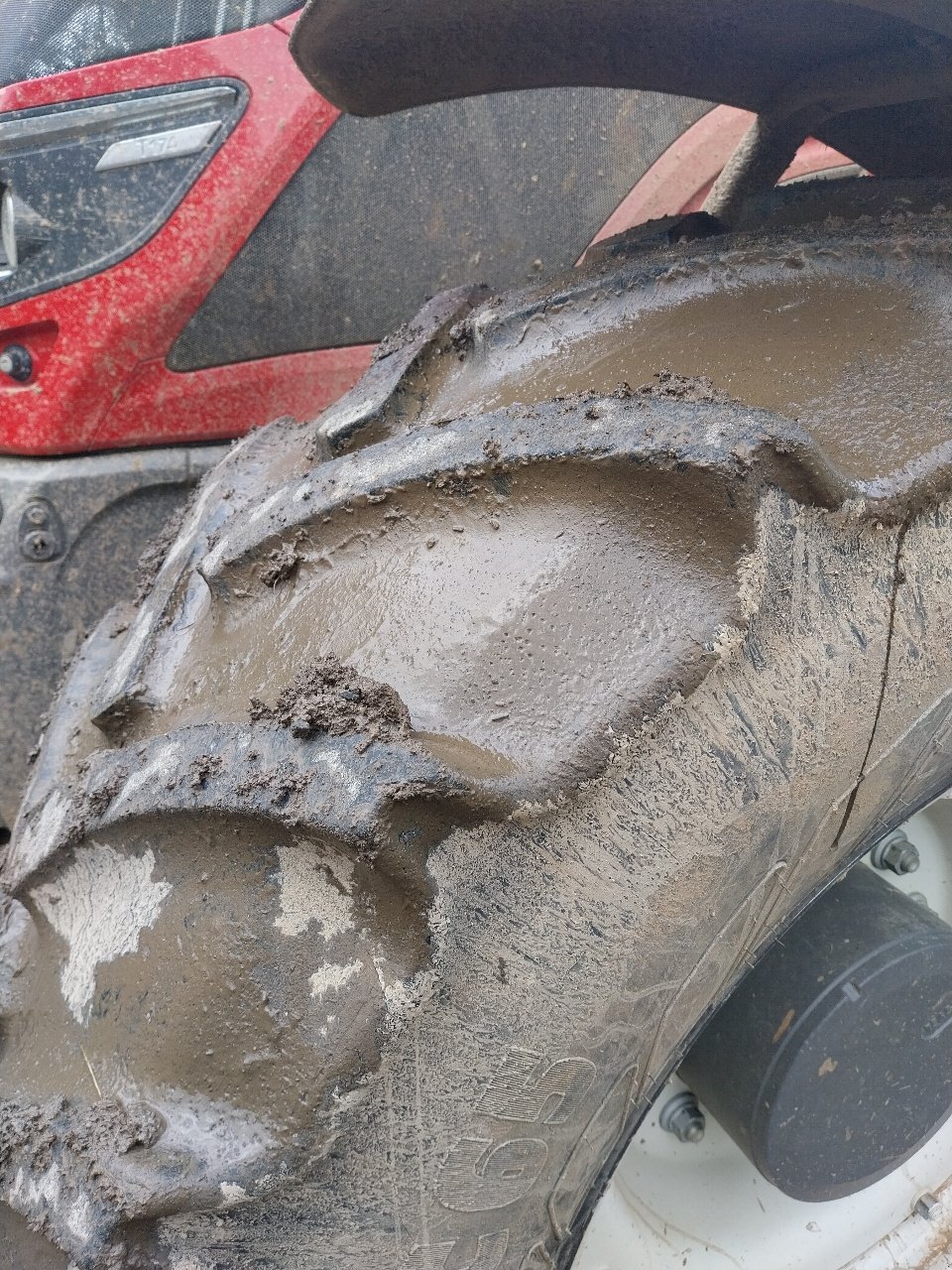 Traktor van het type Valtra T174eA, Gebrauchtmaschine in FLERS (Foto 2)