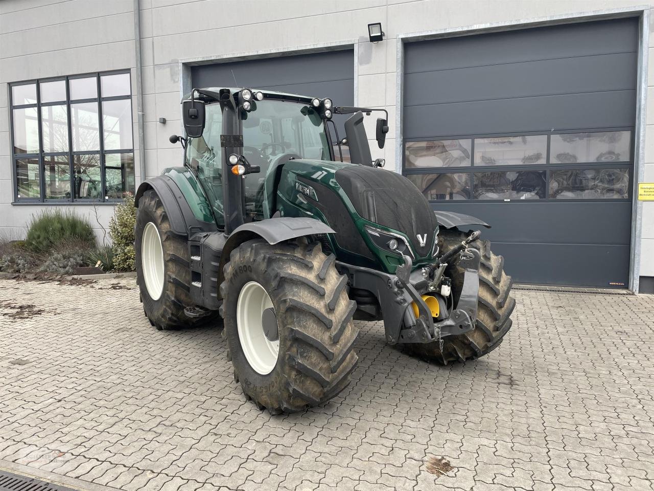 Traktor del tipo Valtra T174EA, Gebrauchtmaschine In Fürth / Burgfarrnbach (Immagine 1)