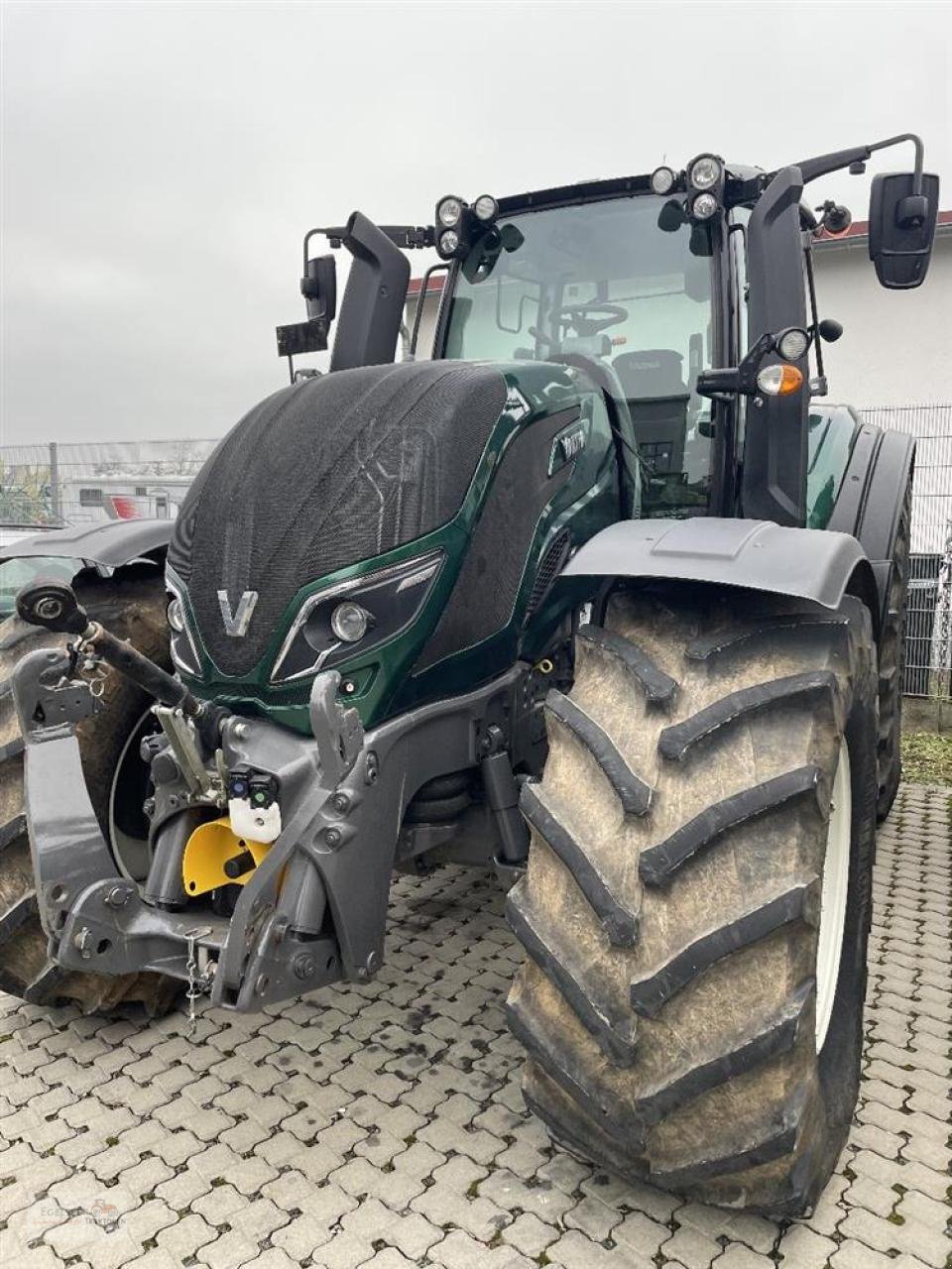 Traktor del tipo Valtra T174EA, Gebrauchtmaschine In Fürth / Burgfarrnbach (Immagine 3)