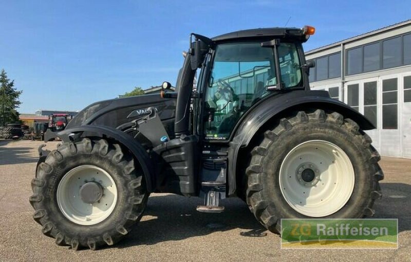 Traktor типа Valtra T174.EDDirect Unlimited, Gebrauchtmaschine в Bühl (Фотография 3)