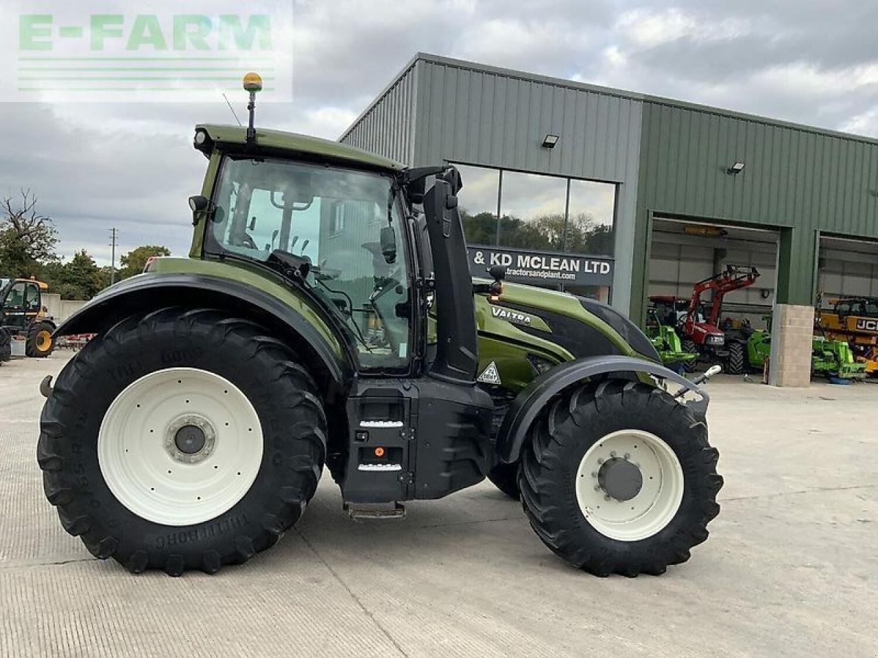 Traktor tip Valtra t175 active tractor (st21258) Active, Gebrauchtmaschine in SHAFTESBURY (Poză 1)