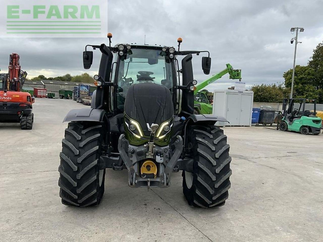 Traktor tip Valtra t175 active tractor (st21258) Active, Gebrauchtmaschine in SHAFTESBURY (Poză 3)