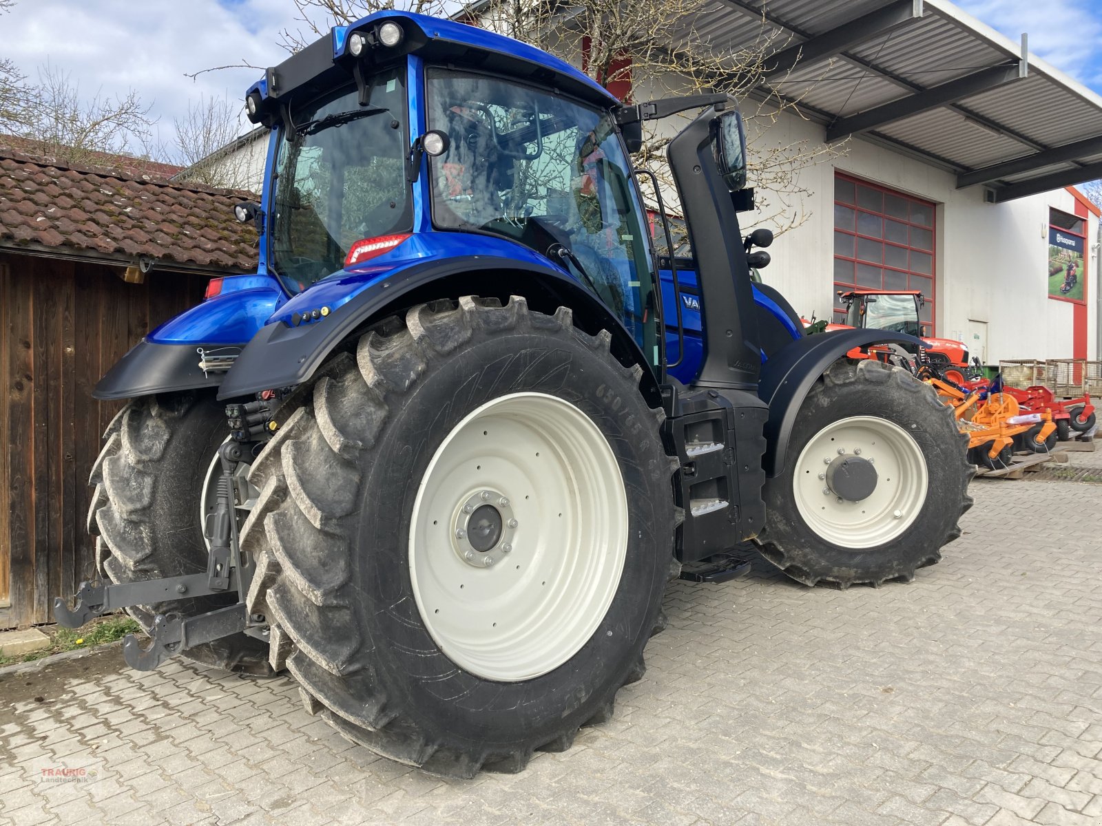 Traktor del tipo Valtra T175 Active, Neumaschine en Mainburg/Wambach (Imagen 4)