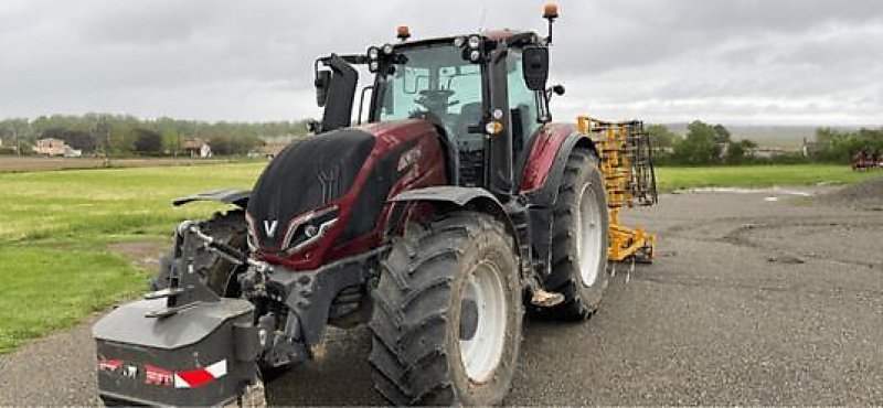 Traktor van het type Valtra T175, Gebrauchtmaschine in MOISSAC (Foto 1)