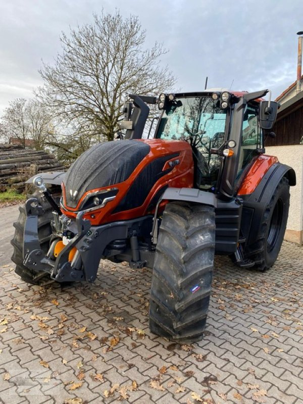 Traktor del tipo Valtra T175, Gebrauchtmaschine en Weiden/Theisseil (Imagen 2)