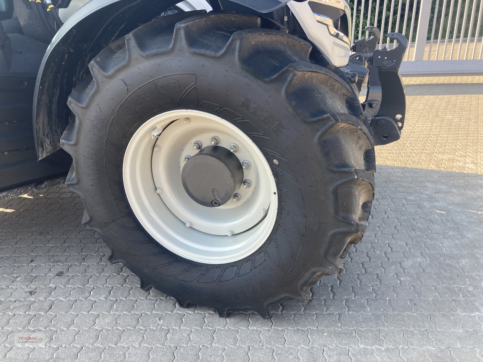 Traktor tipa Valtra T175e Active, Neumaschine u Mainburg/Wambach (Slika 17)