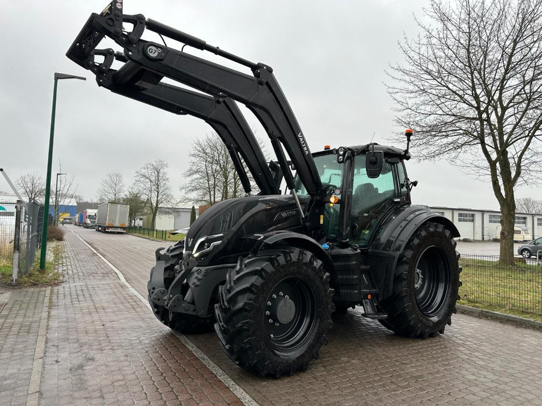 Traktor a típus Valtra T175e Active, Gebrauchtmaschine ekkor: Elmenhorst-Lanken (Kép 1)