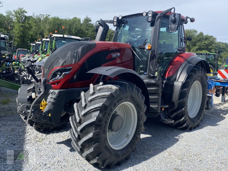 Traktor van het type Valtra T175e Direct, Gebrauchtmaschine in Markt Hartmannsdorf (Foto 1)