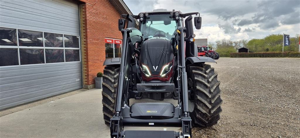 Traktor Türe ait Valtra T175ED Med frontlæsser, Gebrauchtmaschine içinde Ringkøbing (resim 3)