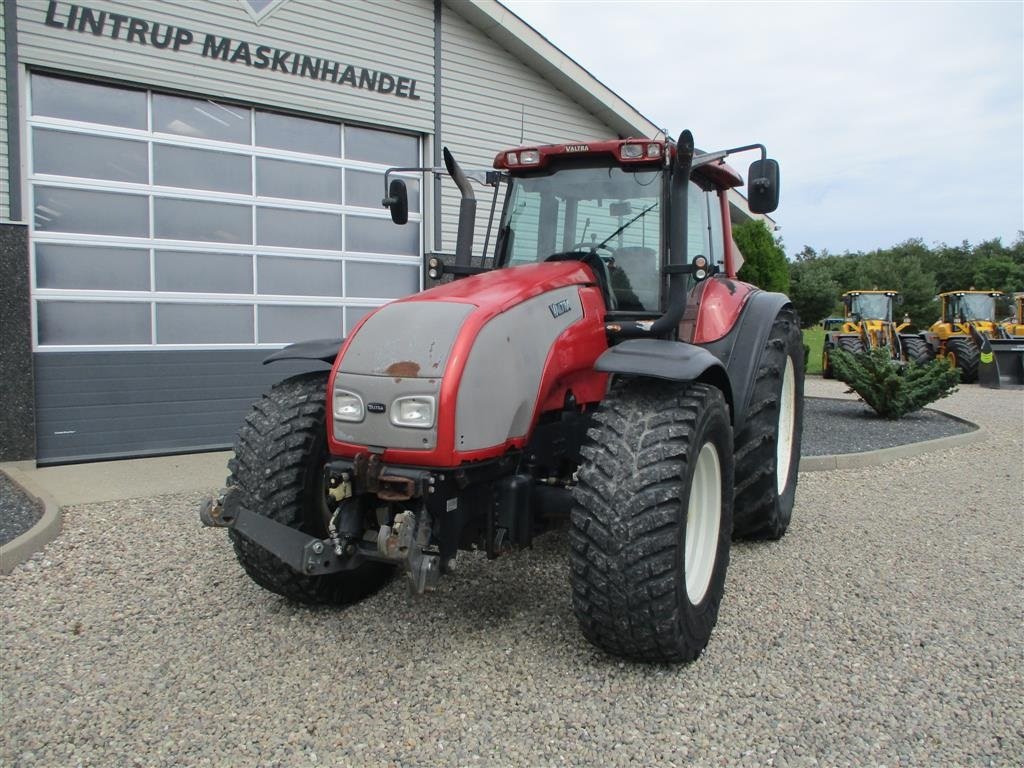 Traktor tip Valtra T190 Med frontlift og affjedret foraksel, Gebrauchtmaschine in Lintrup (Poză 3)