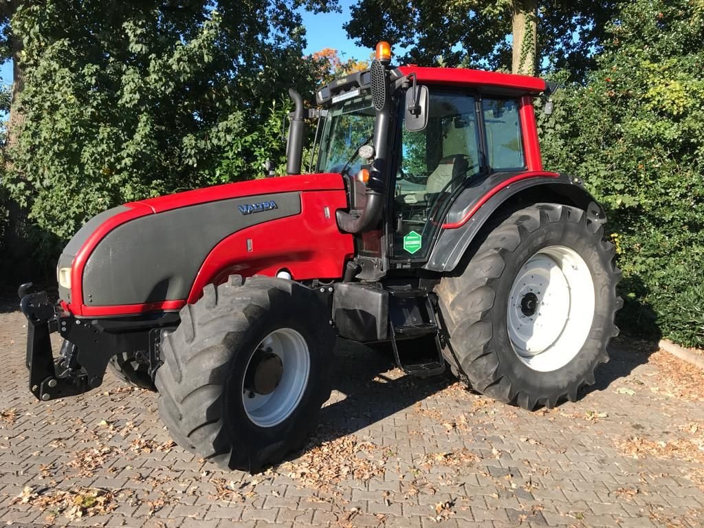 Traktor van het type Valtra T191 HiTech, Gebrauchtmaschine in Achterveld (Foto 1)