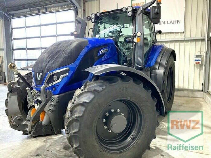 Traktor des Typs Valtra T194 D, Gebrauchtmaschine in Wölfersheim-Berstadt (Bild 3)