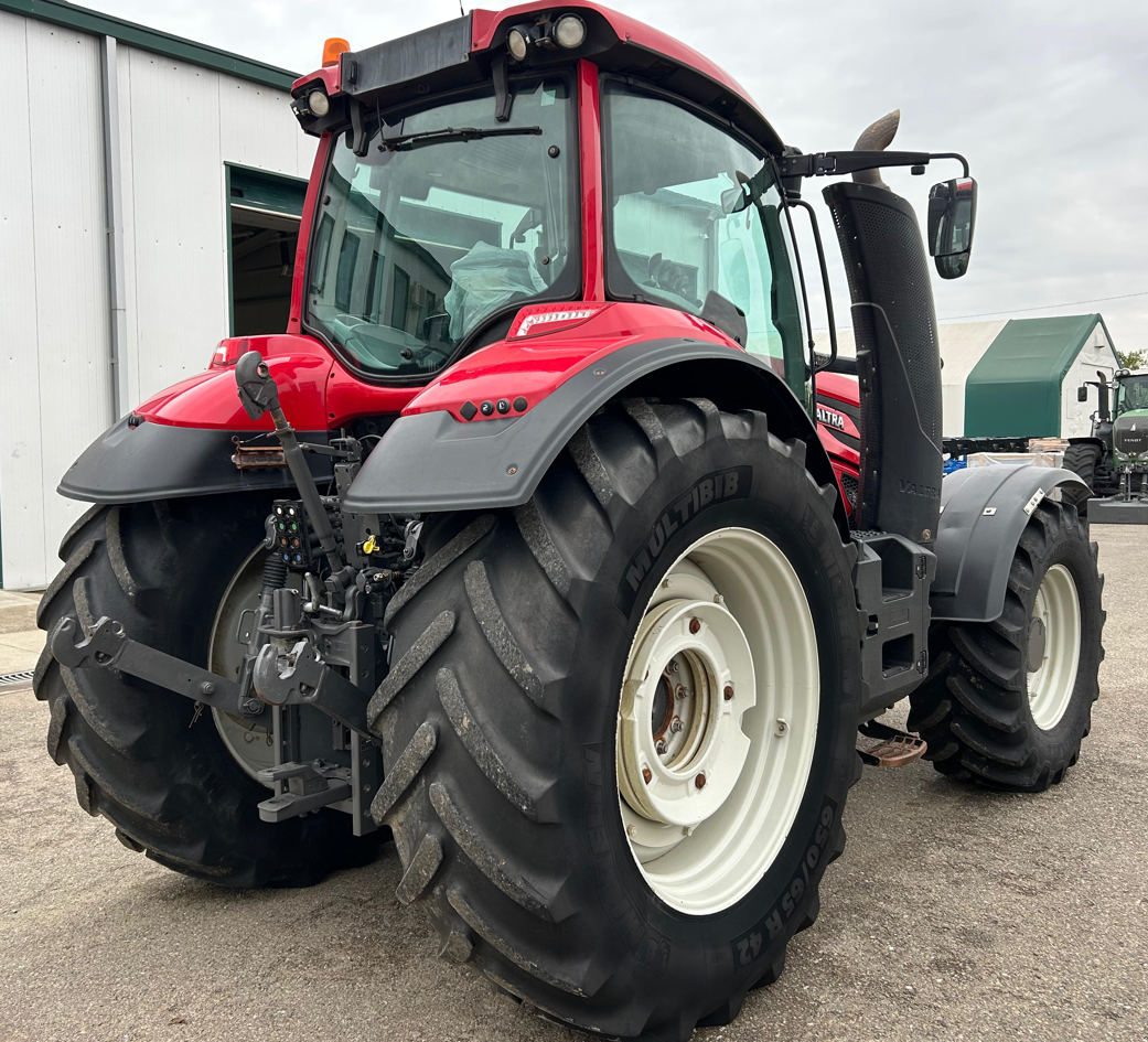 Traktor van het type Valtra T194 HiTech, Gebrauchtmaschine in Orţişoara (Foto 4)